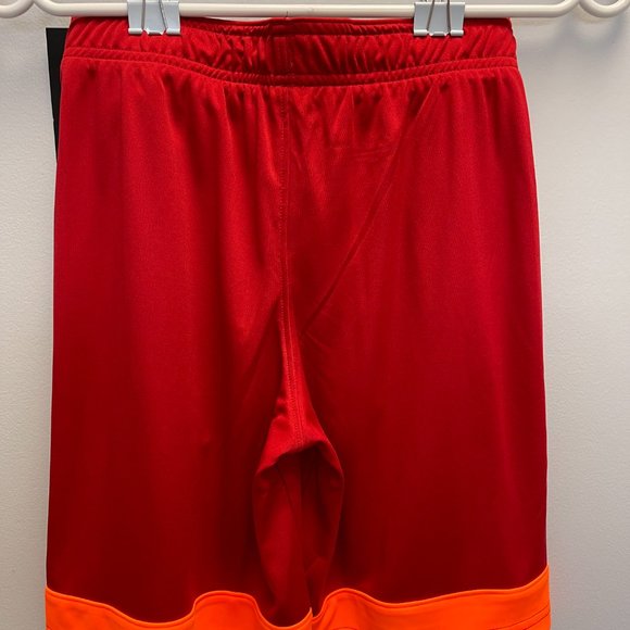 Under Armour Boys Velocity Shorts Red NWT – Size Medium - Picture 2 of 2